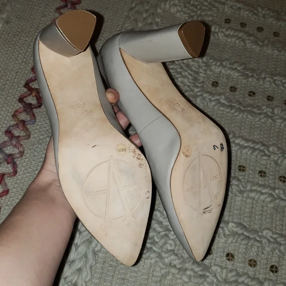 Vince Camuto Gray leather heels shoes size 8.5 - Picture 5 of 12